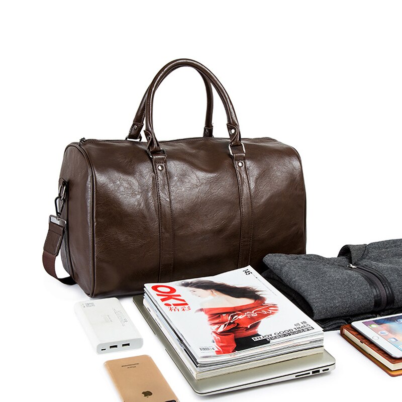 Weekender Overnight Bag in Vegan Leather – Roomy Interior with Shoulder Strap & Padded Grips for Airport Travel | Thomler