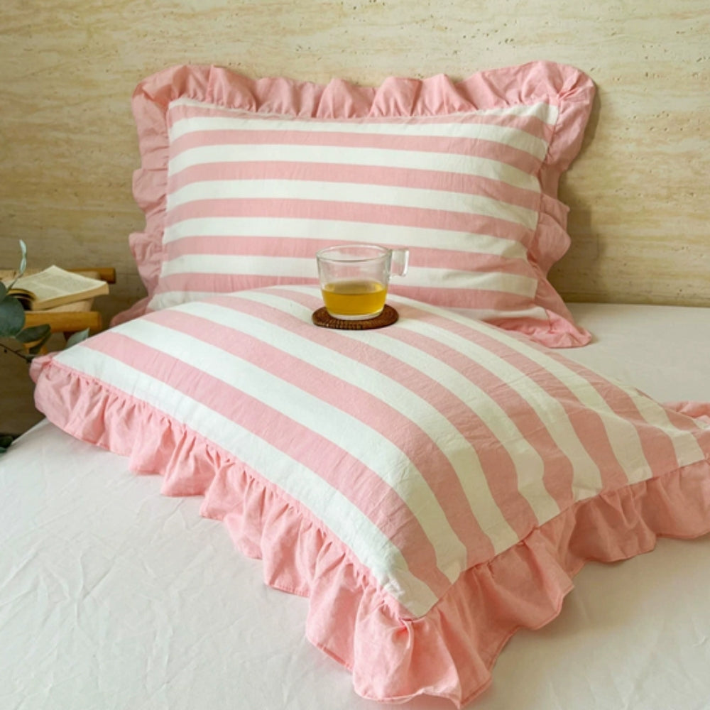 Queen Microfiber Pillowcase with Ruffle Trim & Zipper Closure – Vintage Stripe Pattern for Bedroom Décor – Soft Breathable Fabric | Thomler