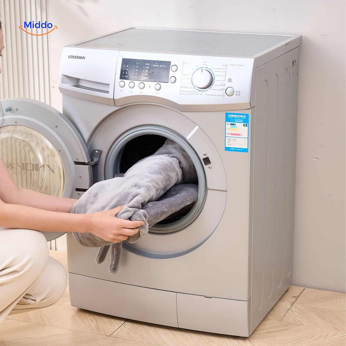 Electric Heated Neck & Shoulder Wrap with 9 Heat Settings and Auto Shutoff for Pain Relief | Thomler