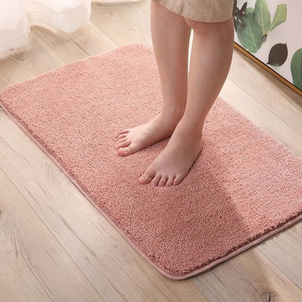 Plush Microfiber Bathroom Mat Non-Slip Fast-Dry Water Absorbent Rug for Shower Tub Kids Pets 8 Colors 5 Sizes Machine Washable | Thomler