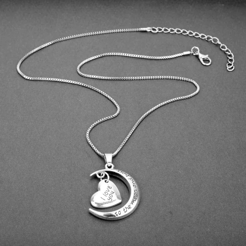 Crescent Moon Heart Pendant Necklace – Silver Alloy Charm for Women & Girls – Romantic Jewelry Gift for Mom Daughter Sister Girlfriend | Thomler