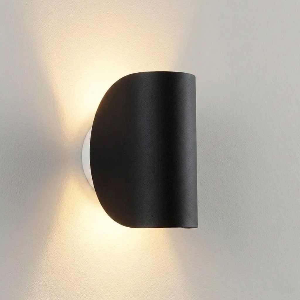 Dual-Beam Adjustable LED Wall Light – Aluminum Up-Down Sconce for Hallways & Bedrooms – Rotatable Accent Fixture for Modern Interiors | Thomler