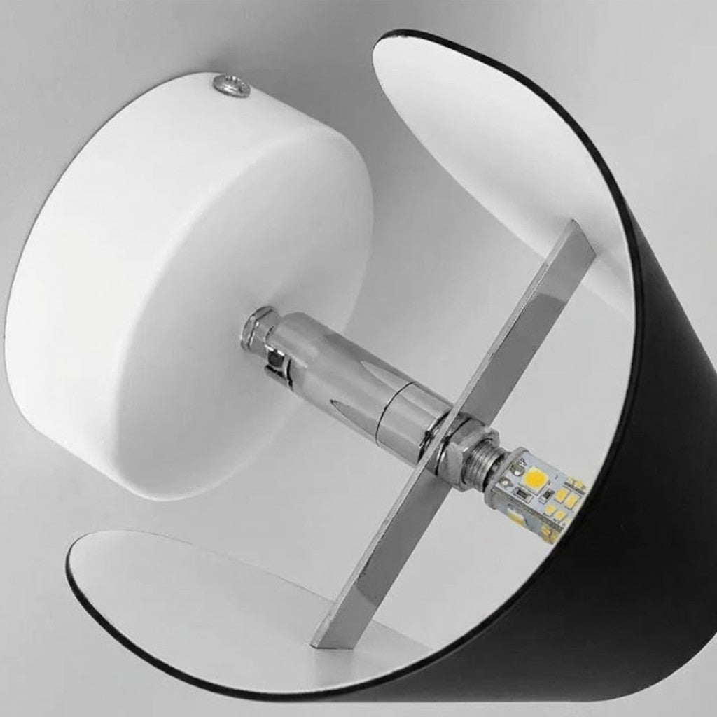 Dual-Beam Adjustable LED Wall Light – Aluminum Up-Down Sconce for Hallways & Bedrooms – Rotatable Accent Fixture for Modern Interiors | Thomler