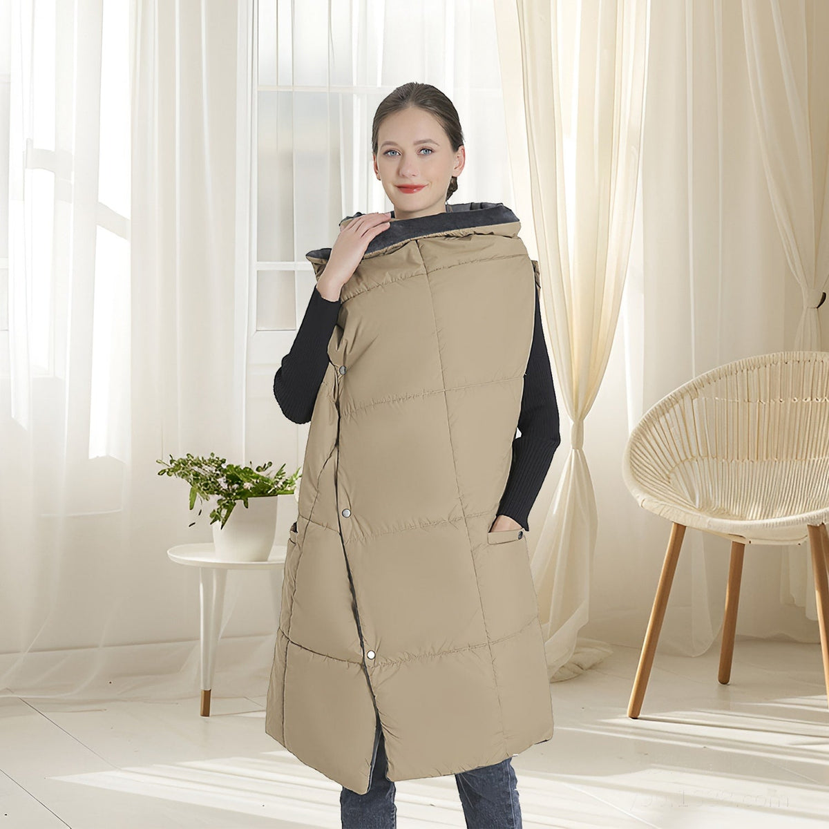 Wearable USB Heated Throw with Arm Slits, Dual Controls & 6 Warmth Zones | Thomler