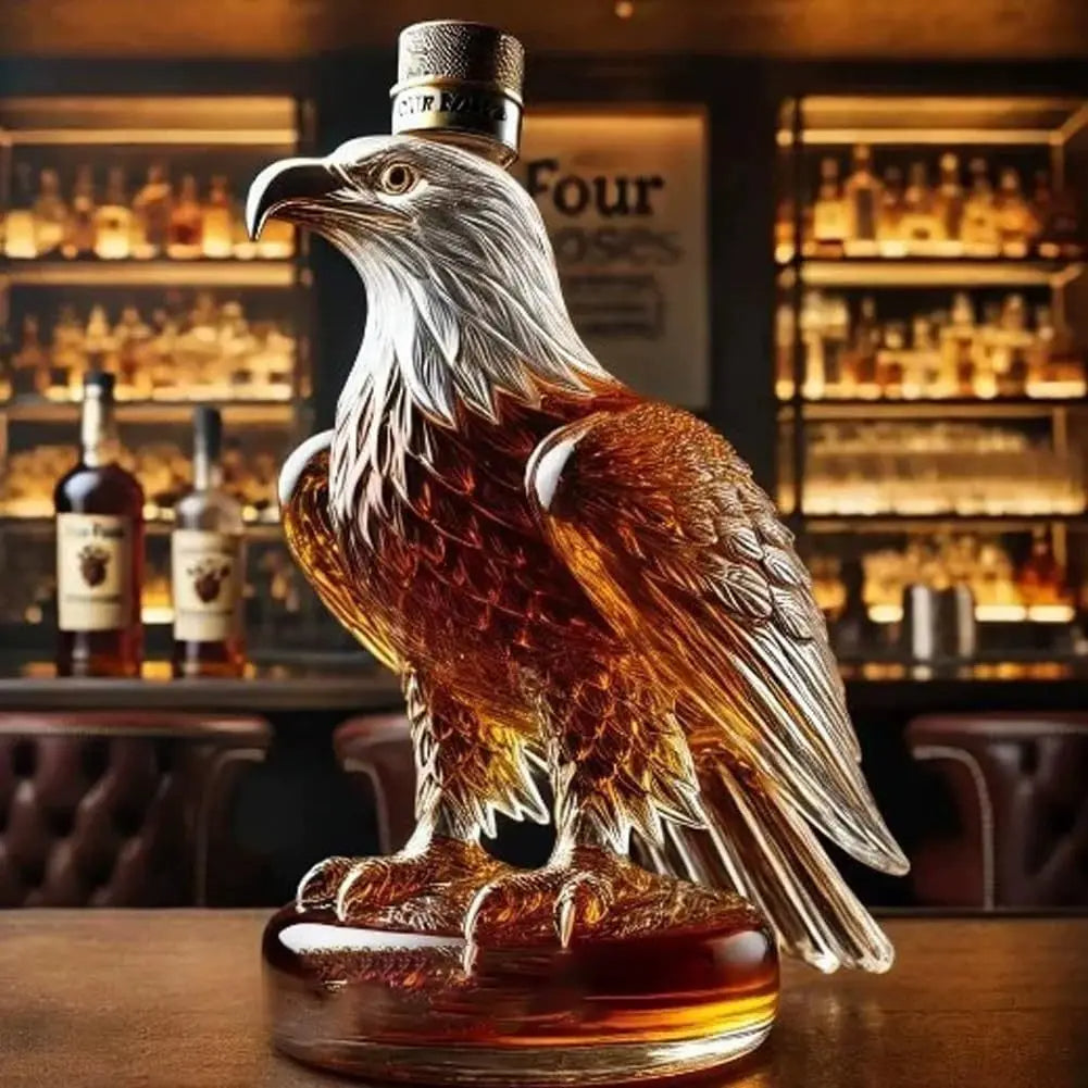 Eagle Shaped Whiskey Decanter – Crystal Clear Borosilicate Glass for Spirits & Liquor Display | Thomler