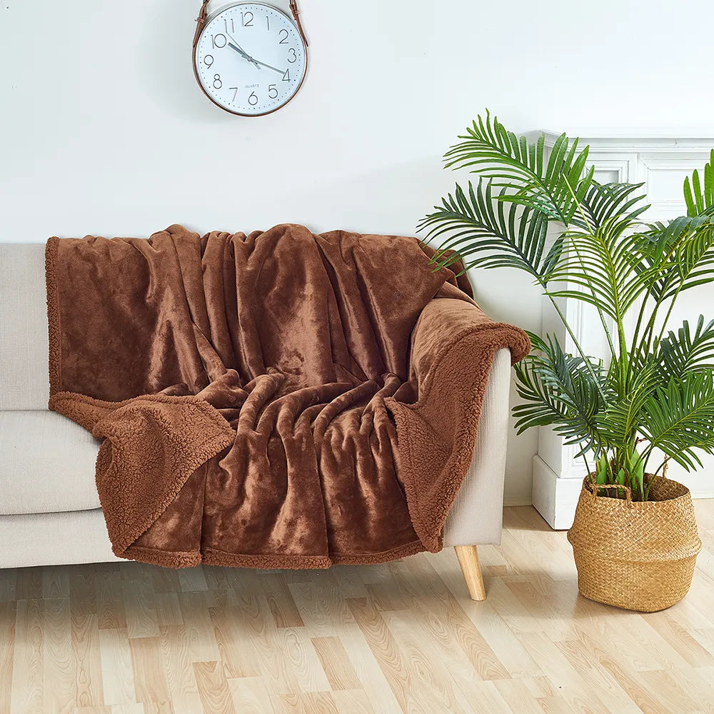 Waterproof Throw Blanket for Couch & Bed – Soft Plush Pet & Spill Protector for Sofa, Chair & Furniture – Machine Washable | Thomler