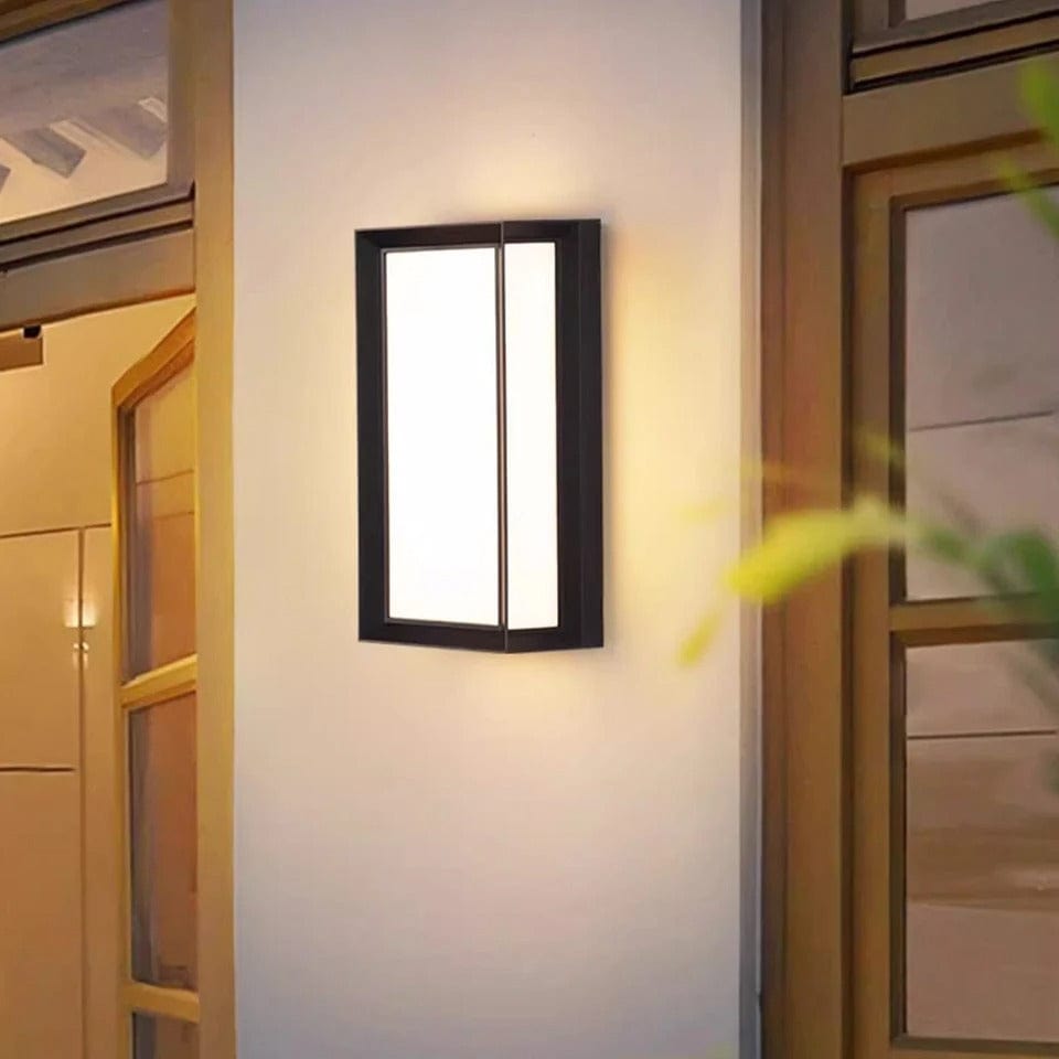 Motion-Sensing Outdoor LED Sconce – Waterproof Security Porch & Patio Fixture – Automatic On/Off, Radar Detection, Modern Matte Black | Thomler