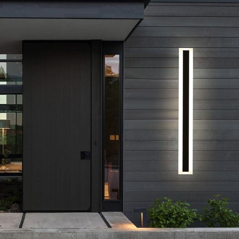 Vertical LED Outdoor Wall Light Fixture – Waterproof Aluminum Sconce for Home Facade, Patio & Entryway – Modern Architectural Exterior | Thomler