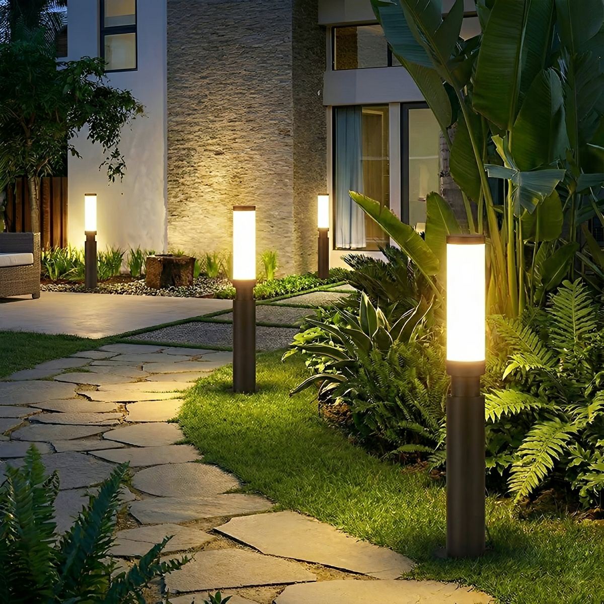 Sleek Outdoor LED Bollard Fixture – Weather-Resistant Aluminum Housing for Driveways, Walkways & Garden Edging – Slim Profile with Warm Glow | Thomler