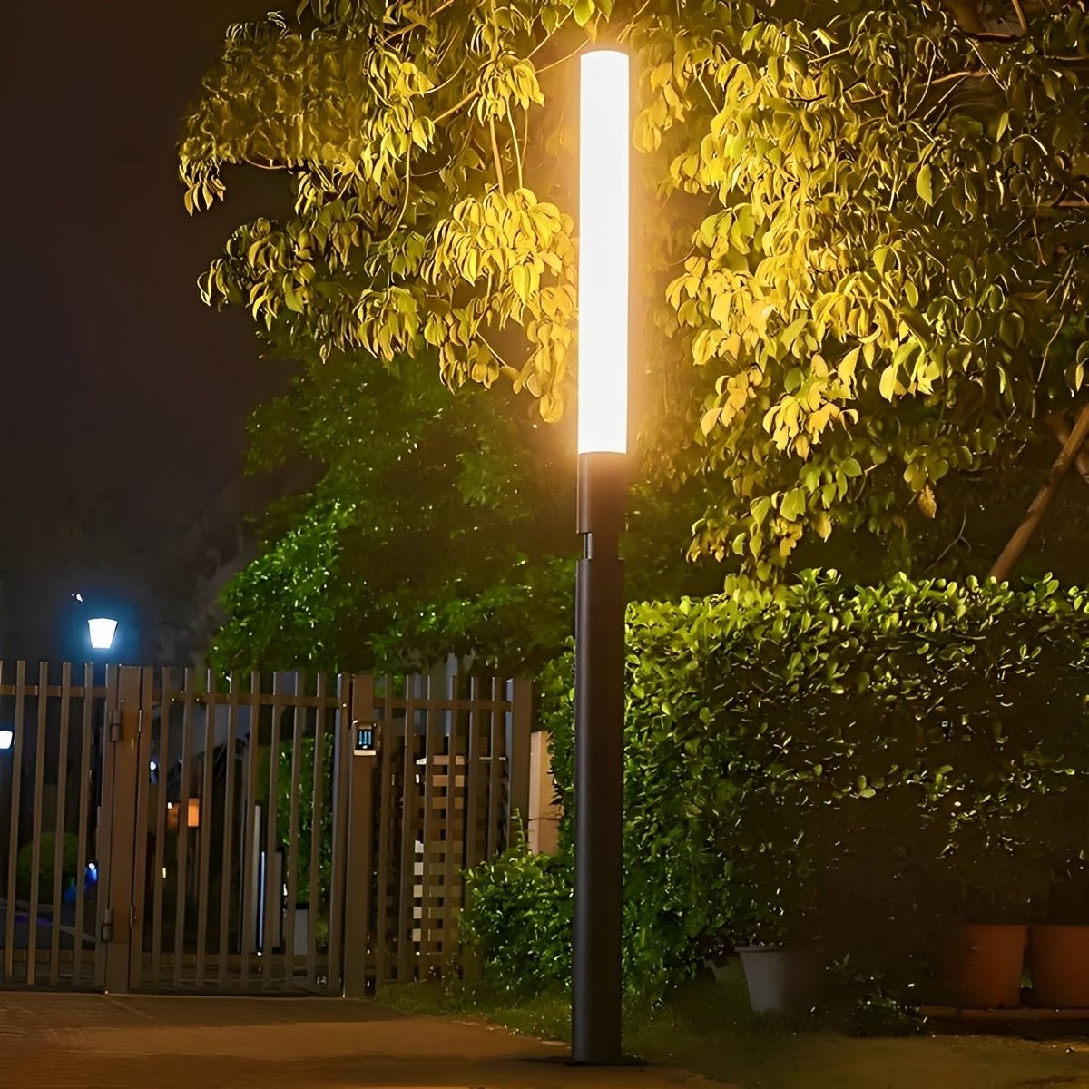 Garden Post Light Aluminium 200.0 cm Black Outdoor Driveway Pathway Warm White LED Pillar Lamp Waterproof IP55 | Thomler