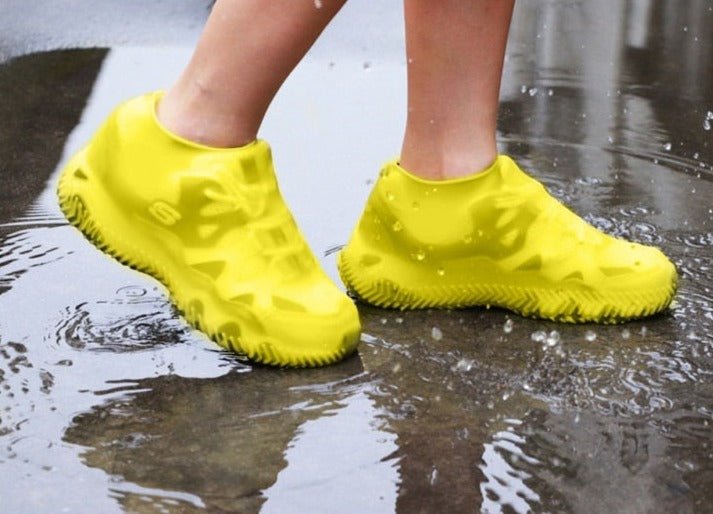 Reusable Silicone Overshoes for Rain & Snow Protection – Foldable Slip-On Boot Covers for Men Women Kids Outdoor Hiking Camping | Thomler
