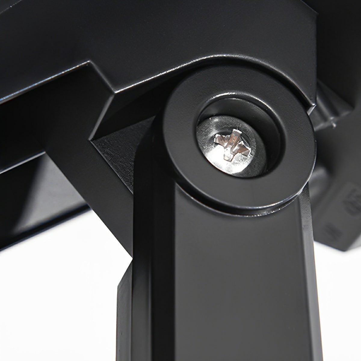 Solar-Powered LED Accent Light for Yards, Patios & Gardens – Directional Ground or Wall Mount | Thomler