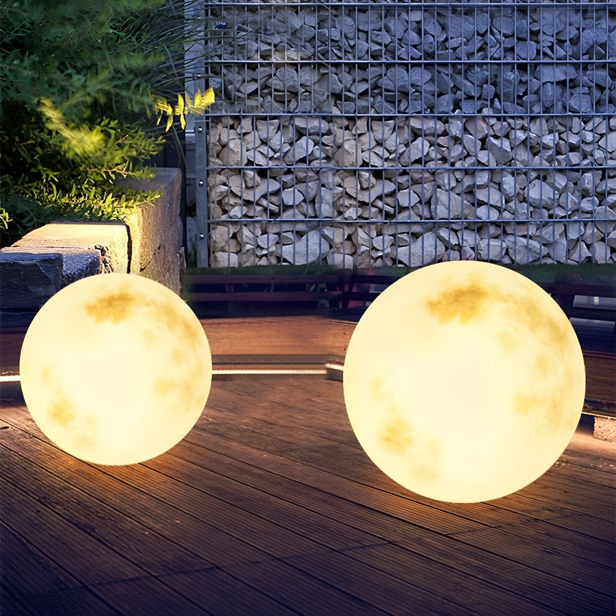 Outdoor Landscape Ball Light Resin 11.8 in Warm White Solar Garden Patio Lawn Decorative Lighting | Thomler