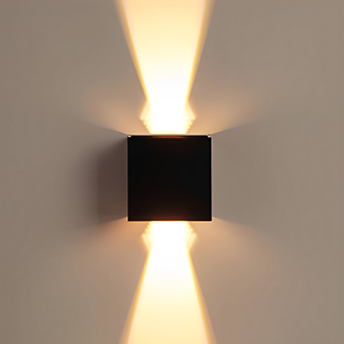 Wall Light Cast Aluminium 12W IP65 Outdoor Facade Patio Up Down Sconce Warm White Waterproof Garden Lighting | Thomler
