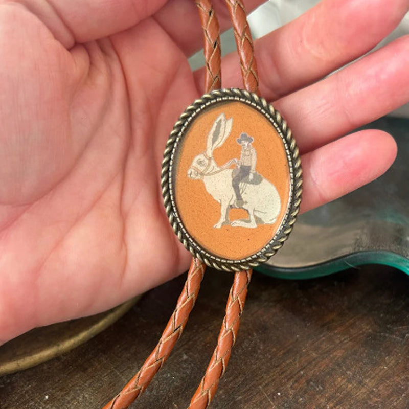 Western Bolo Tie with Frog Banjo Player Slide | Adjustable Leather Cord Neckwear | Resin & Metal Design for Men & Women | Country Music | Thomler