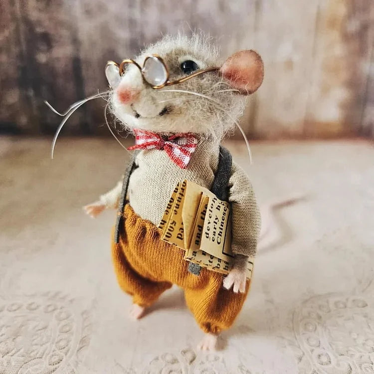 Felted Wool Mouse Figurine – Handmade Artisan Ornament for Christmas Tree, Holiday Mantel Display & Year-Round Shelf Decor | Thomler