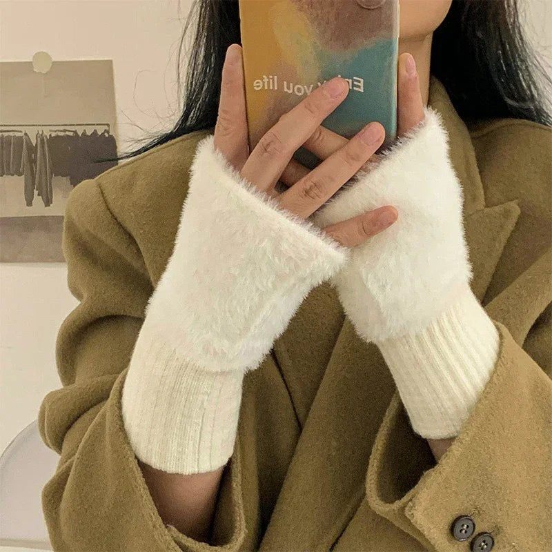 Open-Tip Winter Hand Warmers for Cold Weather Touchscreen Typing – Soft Knit Wrist Covers with Fleece Lining for Women | Thomler