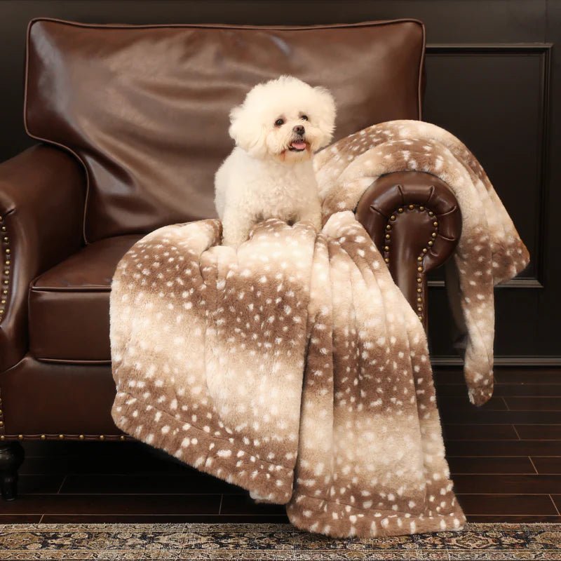 Reversible Faux Fur Throw Blanket with Woodland Deer Print – Double-Sided Plush for Couch, Bed & Living Room | Thomler