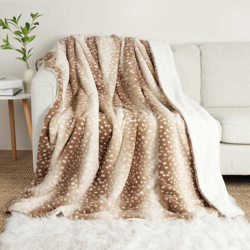 Reversible Faux Fur Throw Blanket with Woodland Deer Print – Double-Sided Plush for Couch, Bed & Living Room | Thomler